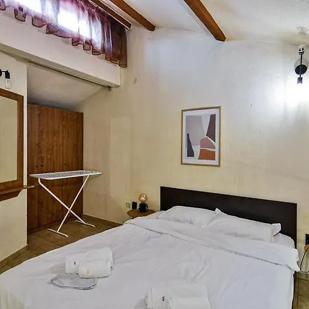 Lejlighed Cozy Nest Charming Loft In The Heart Of Varna