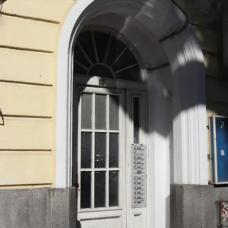 Cozy Nest Charming Loft In The Heart Of *