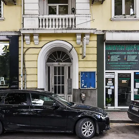 Cozy Nest Charming Loft In The Heart Of Daire Varna