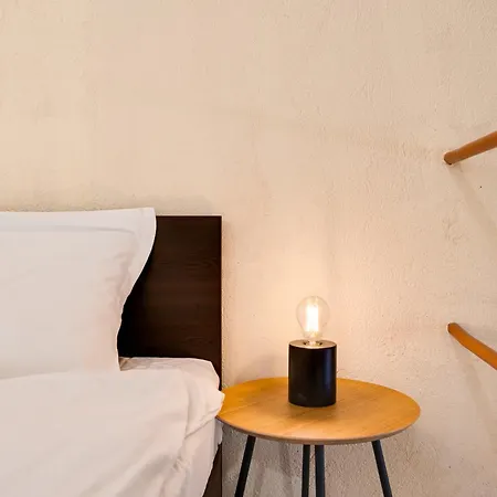 Apartamento Cozy Nest Charming Loft In The Heart Of