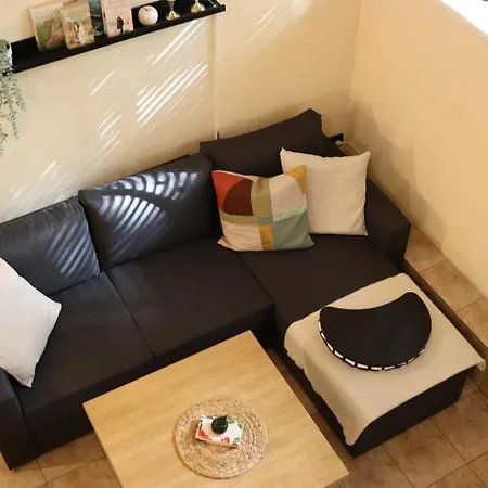 Cozy Nest Charming Loft In The Heart Of * Varna