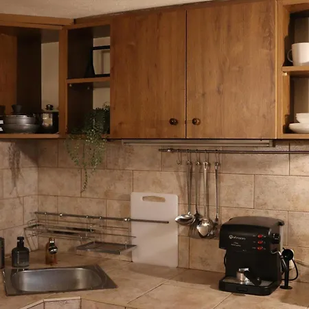 Cozy Nest Charming Loft In The Heart Of